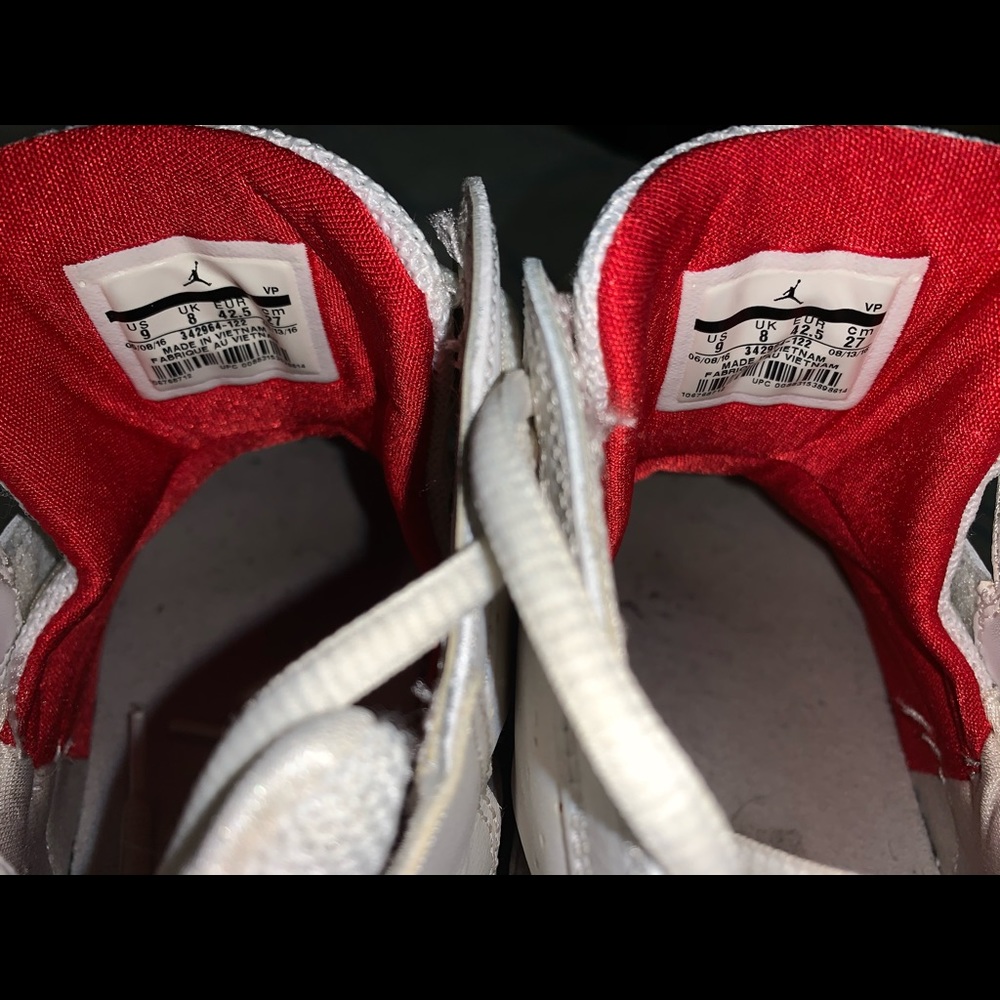 Jordan 7s - Picture 3 of 4